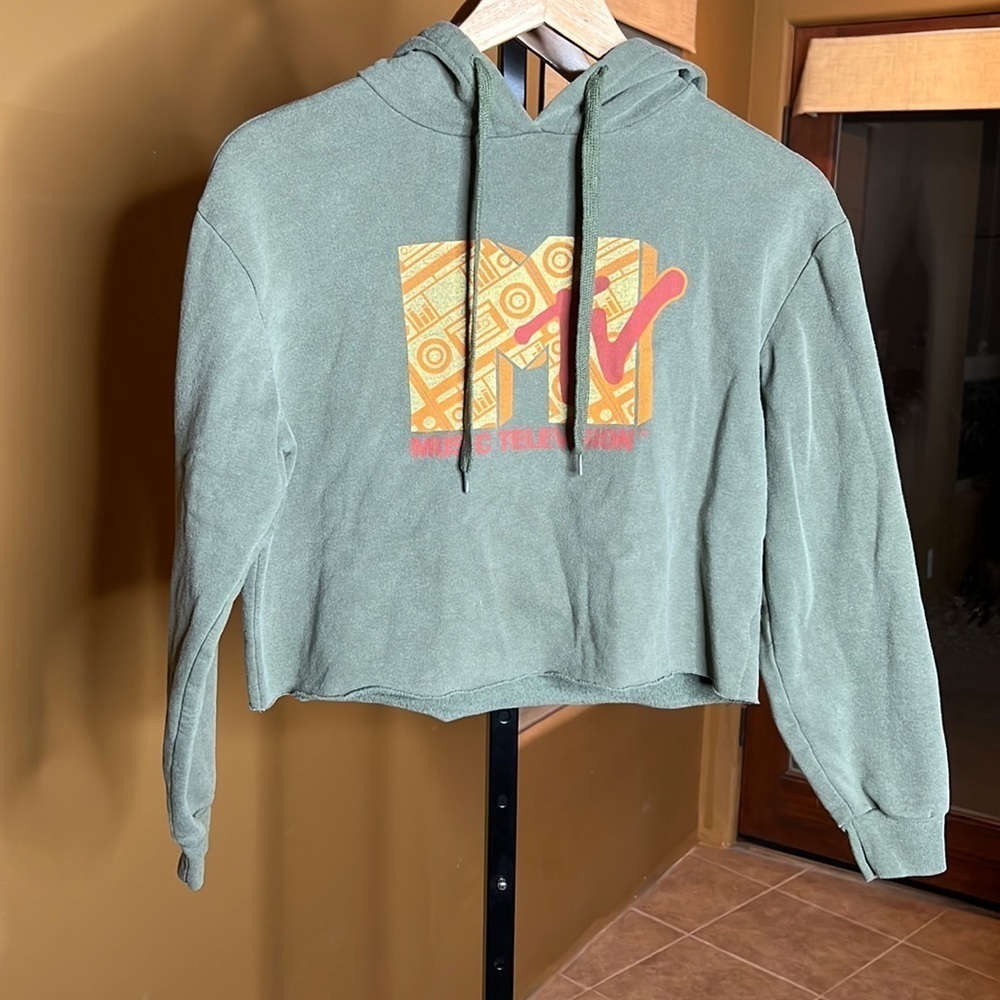MTV Green Cropped Hoodie Top Size Small